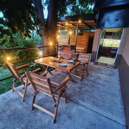 Kucica Osmeha Prázdninový dům Donja Ralja