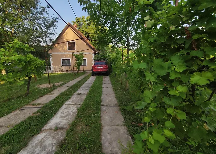 بيت للعطل Kucica Osmeha Donja Ralja