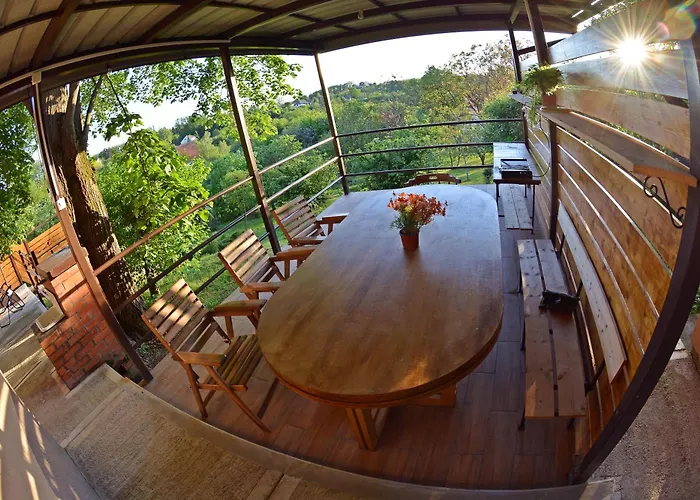 Kucica Osmeha بيت للعطل